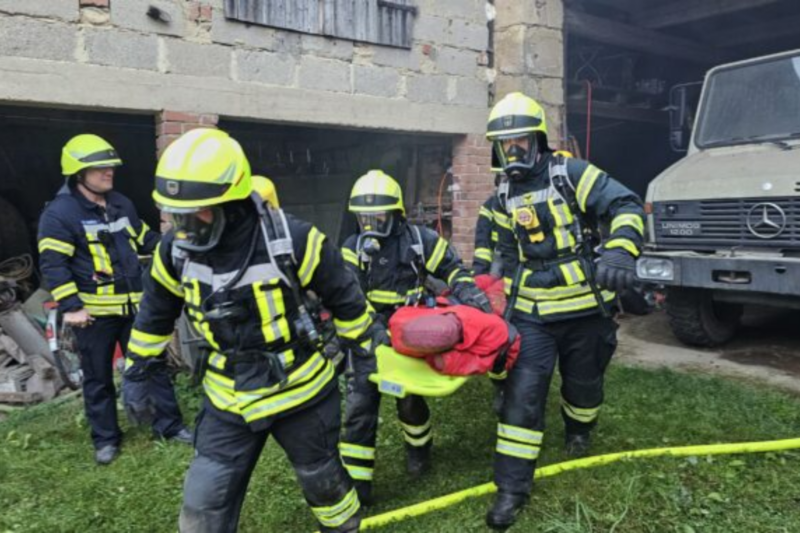 Feuer nach Blitzeinschlag: Übung am Marienpforter Hof