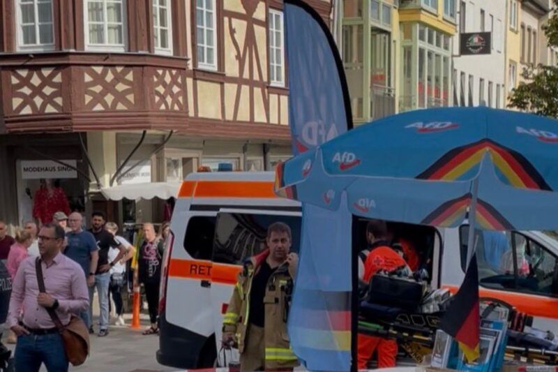 Flüssigkeit auf AfD-Stand geschüttet: Neun Verletzte