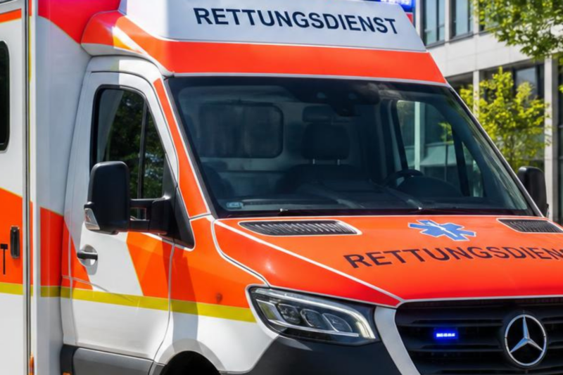 Motorradfahrer stürzt in Kurve: Leichte Verletzungen