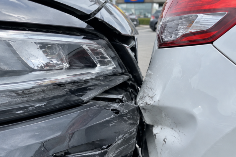 Parkplatz-Crash in Kirn – Polizei bittet um Hinweise