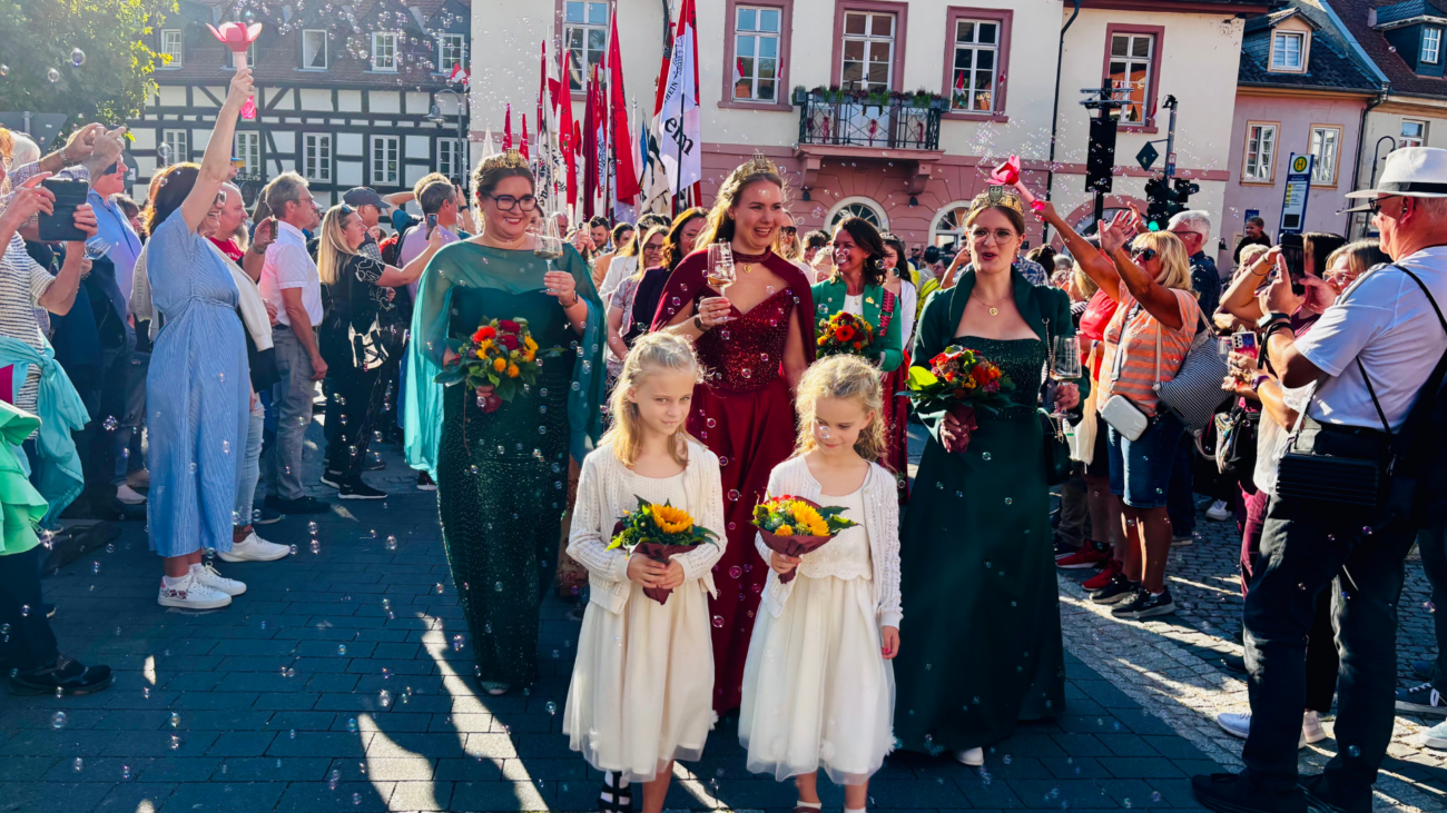 Die Rotweinkönigin in Ingelheim