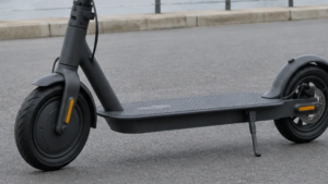 E-Scooter-Flucht in Grolsheim: Streife fährt knapp 70 km/h