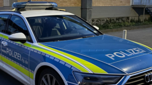 Falschfahrer auf der B41: Polizei sperrt Bundesstraße
