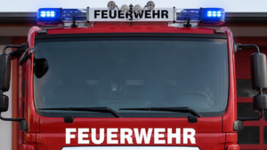Feuerwehr rettet Bewohner bei Dachstuhlbrand