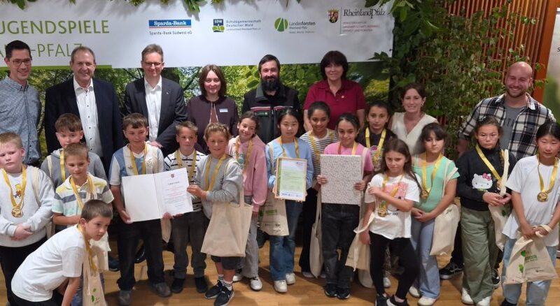Grundschule Göttschied gewinnt Wald-Jugendspiele in Rheinland-Pfalz