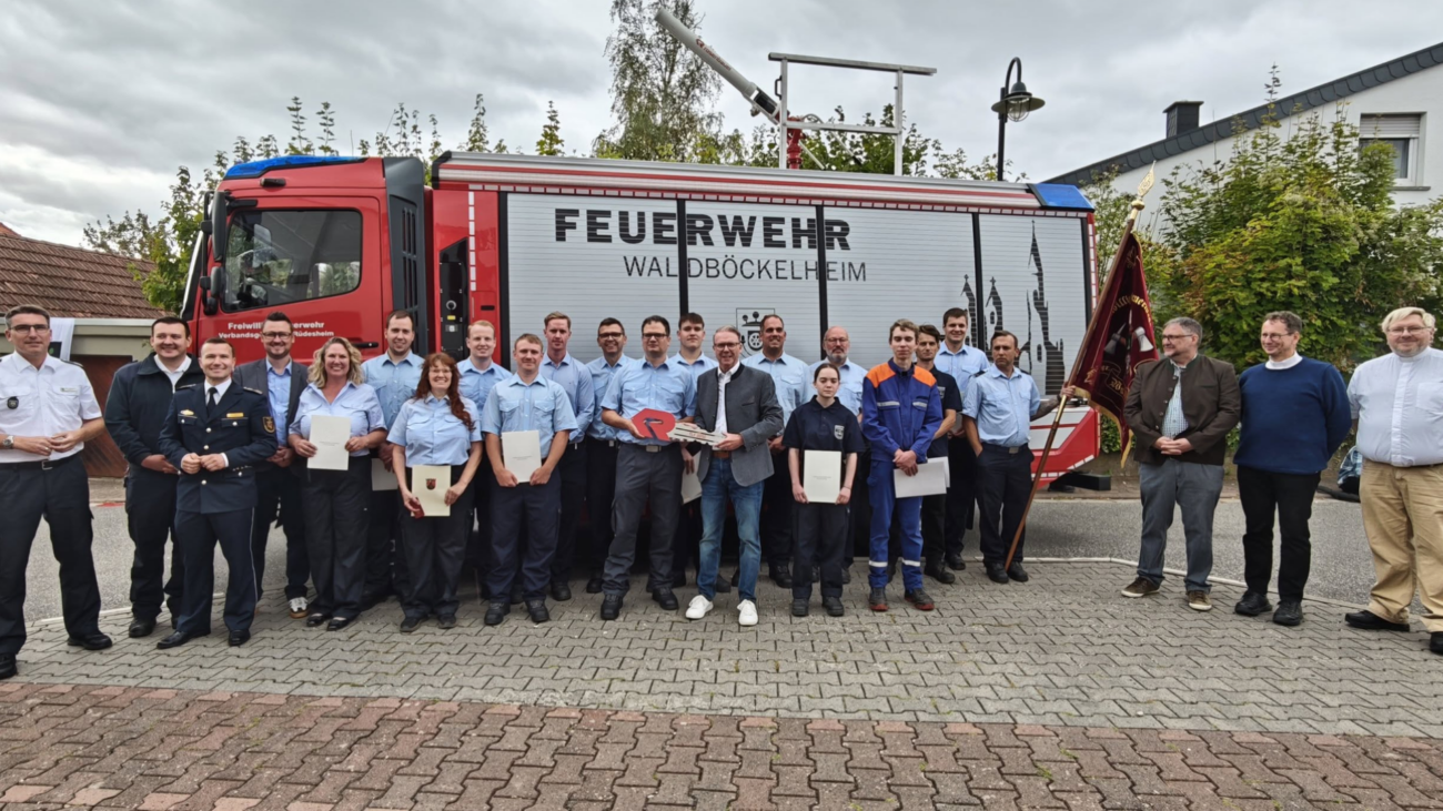 Neues Tanklöschfahrzeug der Feuerwehr Waldböckelheim